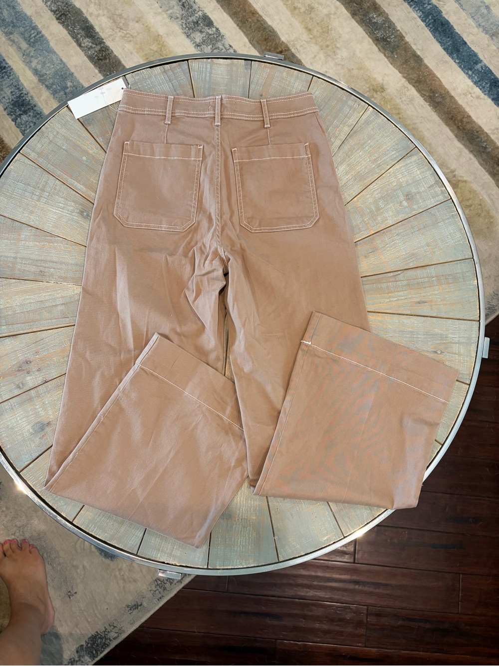 NWT!!  Bagatelle Collection High-Rise Wide-Leg Crop Pants in khaki/tan - Size 8 - Picture 4 of 7